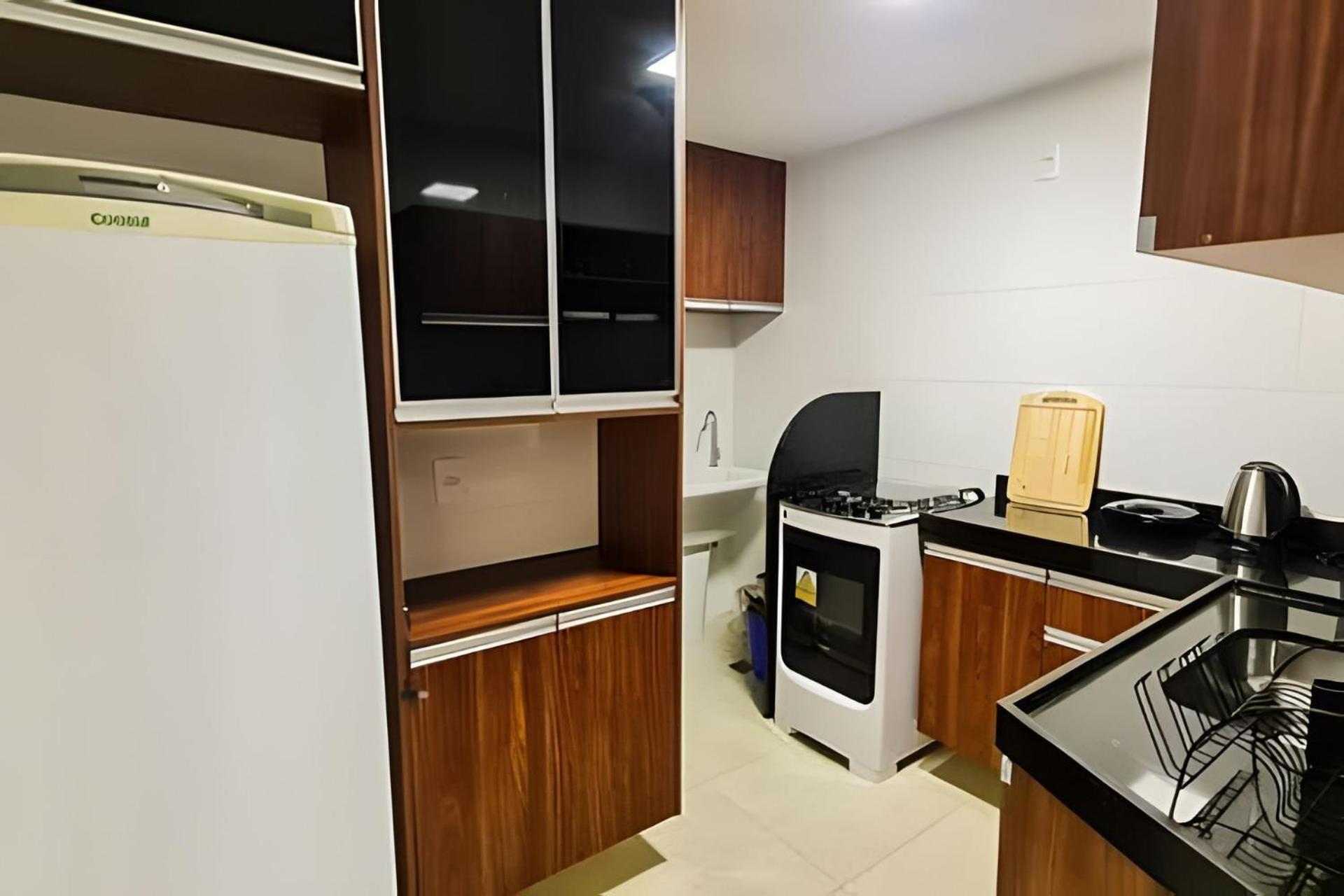 Apartamentos De 2 Quartos Com Piscina Na Praia Dos Anjos Араял до Кабо Екстериор снимка